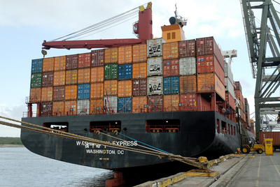 Affordable international freight services Shipping internationally in containers